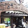 煉瓦のファサードがユニーク「東亜コーヒーショップ 松原店」